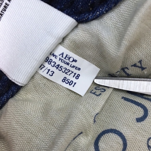 AMERICAN EAGLE OUTFITTERS Jeans Kick Boot Cut Super Stretch Denim Size 0 Regular - Picture 8 of 13